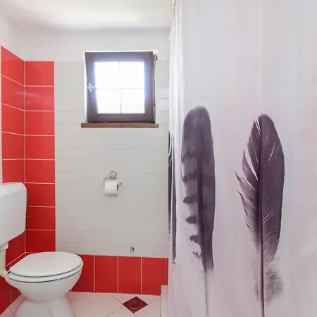Adriana On Peaceful Location With Pool Apartman