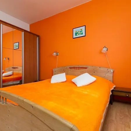 Apartman Adriana On Peaceful Location With Pool